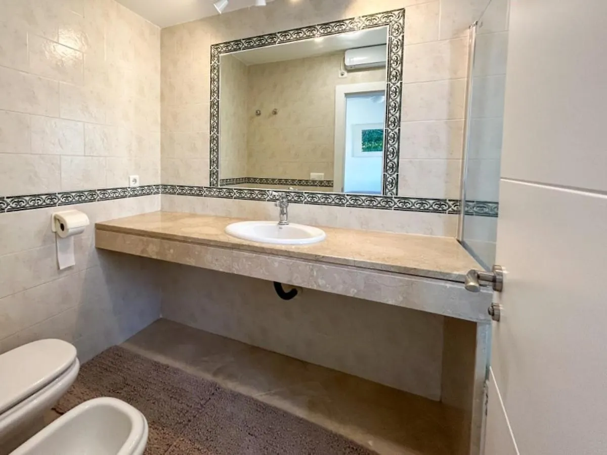 Dom wakacyjny 3 Bedrooms, Basen, La Duquesa Castillo de Sabinillas Hiszpania